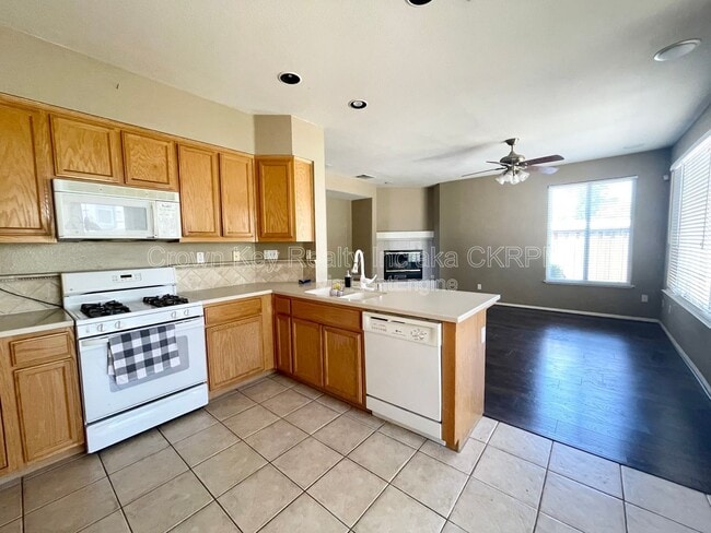 Photo - 2664 Ontario Dr