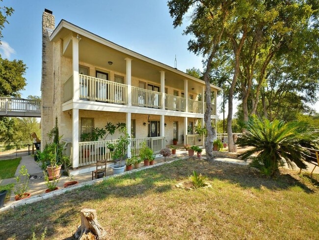 Building Photo - 431 Berry Ln