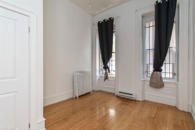 Photo - 3 br, 1 bath Triplex - 1603 W OXFORD ST Un... Unidad 1