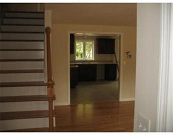 Photo - 320 Laurel St