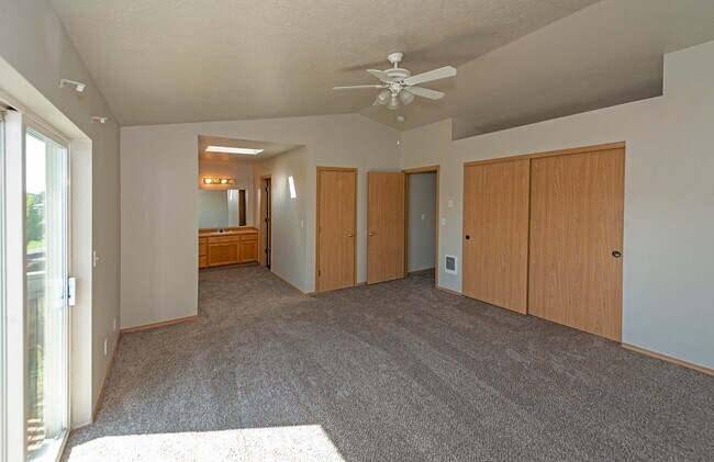 Photo - 1409 NE Tucson Way Unit #2
