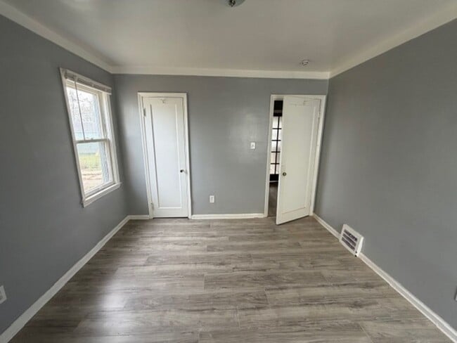 Photo - For Lease: Totally updated 3 Bedroom 1 Bath Welcome Section 8