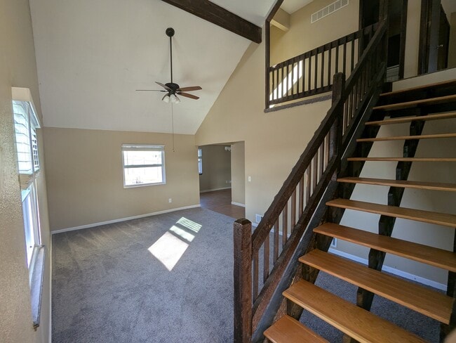 Photo - 16630 W 141st St