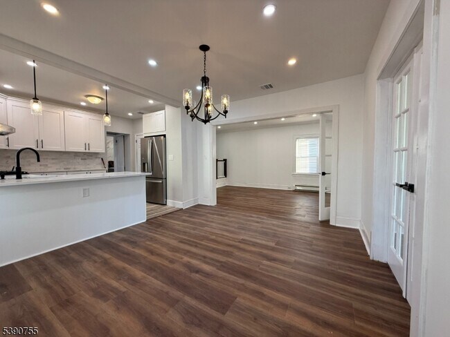 Photo - 1017 Grandview Ave