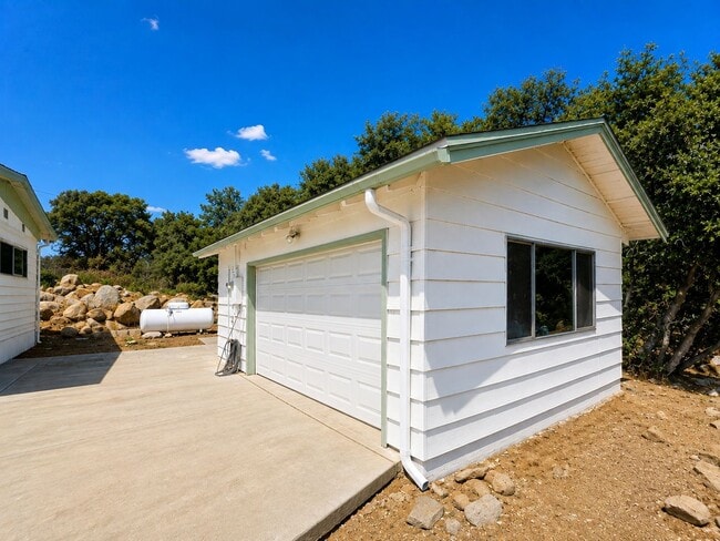 Photo - 36 Bristlecone Dr