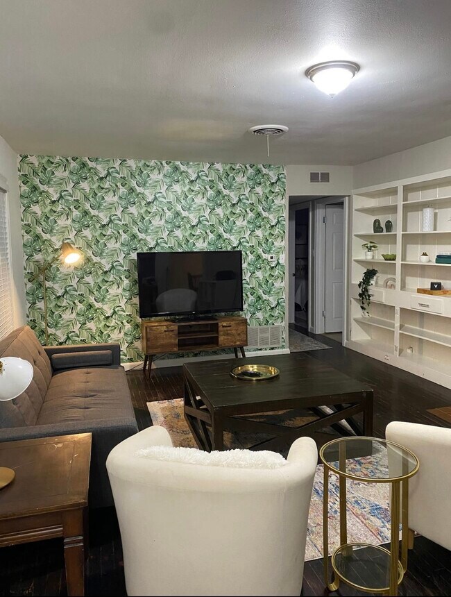 Photo - 6208 Walnut Hills Dr