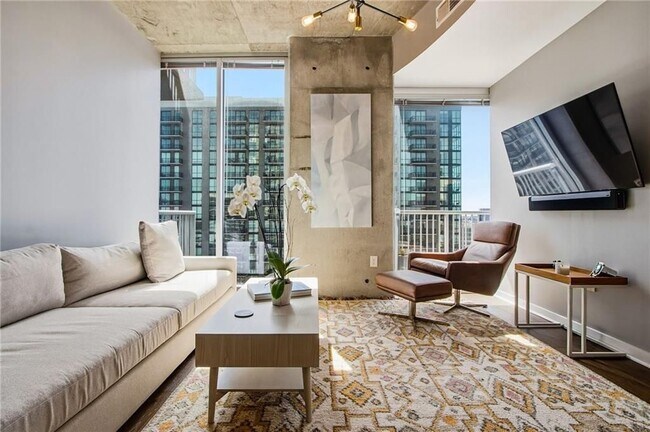 Photo - 855 Peachtree St NE