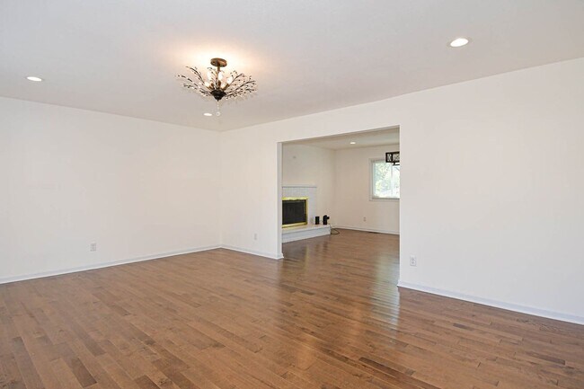 Photo - 306 Bright Meadows Dr