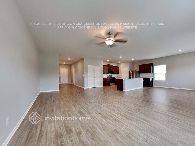 Photo - 649 Gleaner Wy