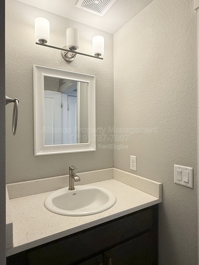 Photo - 5424 Carvel Grove
