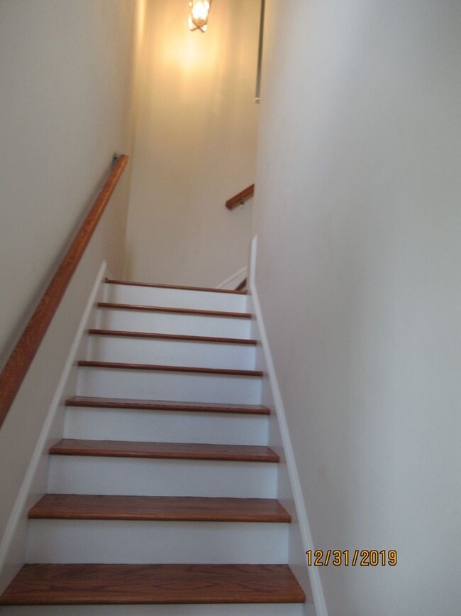 Photo - 220 Roudabush Dr NW