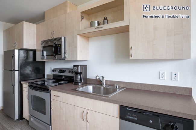 Photo - 3920 Stone Way N Unidad FL4-ID566