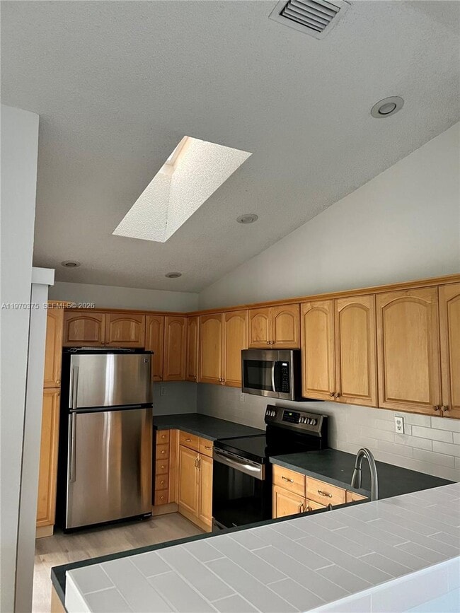 Photo - 6641 NW 52nd St