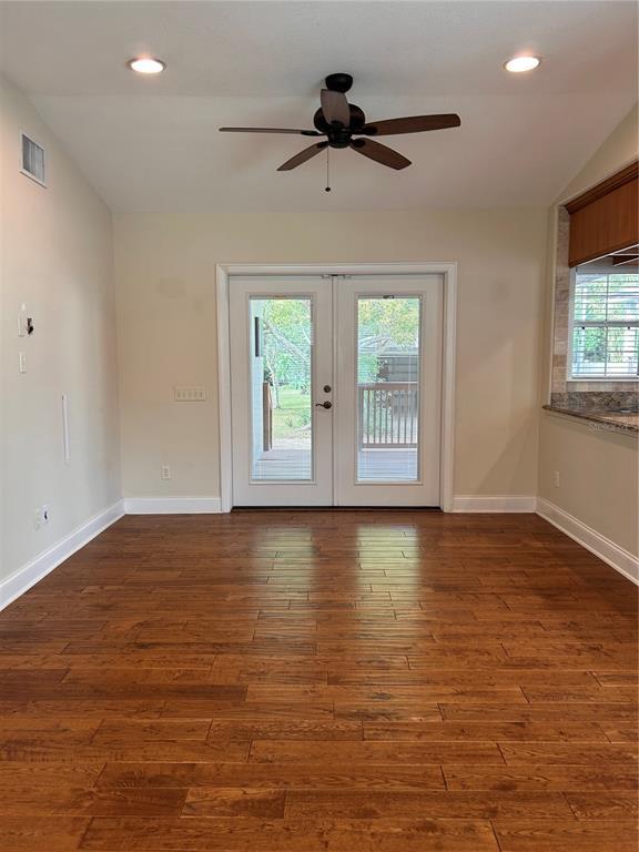 Photo - 1315 Westchester Ave