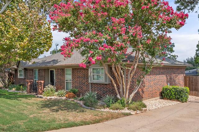 3204 Brown Trail