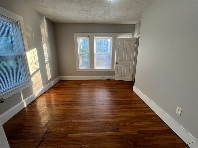 Photo - 53 Arlington St Unit 4