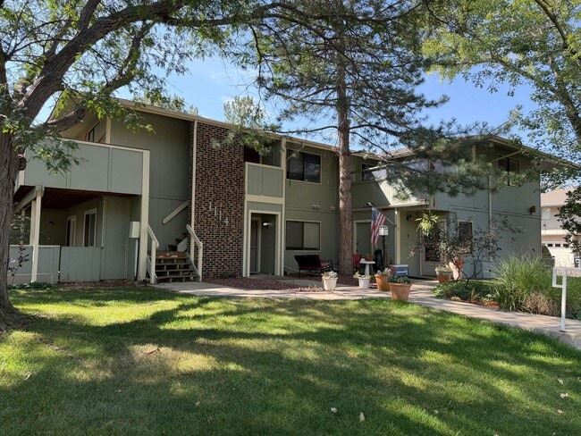 Building Photo - 1114 Centaur Cir Unit A