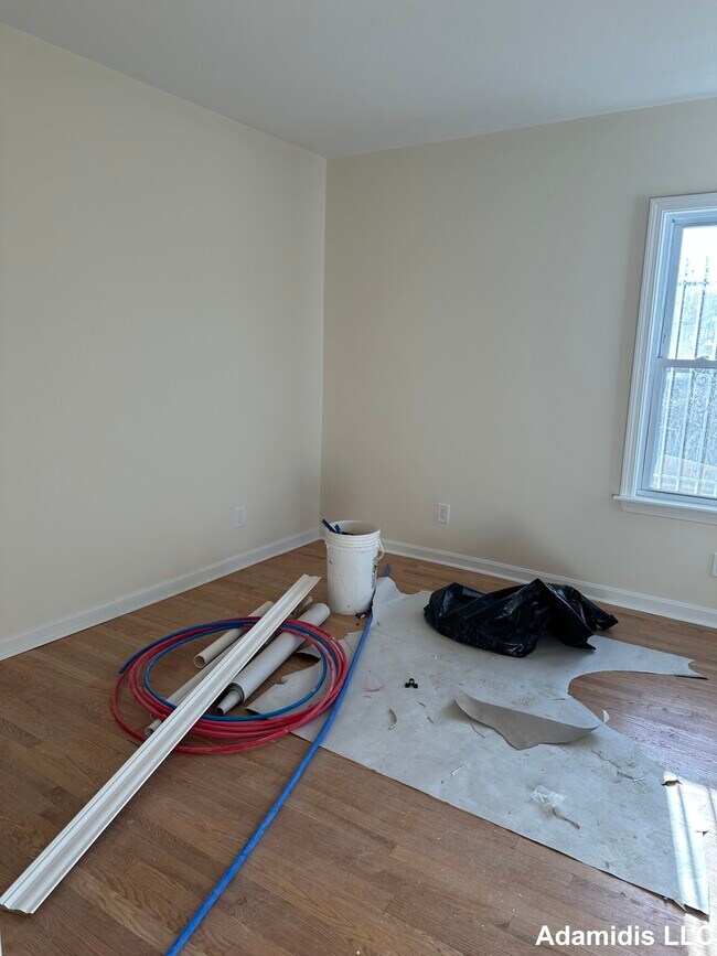 Photo - 162 Centre St Unit 1