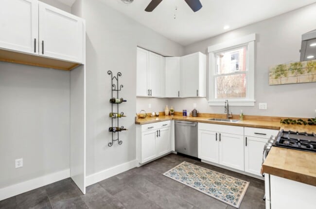 Photo - 3 Bedroom 1.5 Bath - Pittsburgh