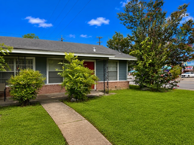 Photo - Edgebrook Unit 768
