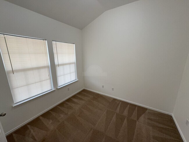 Photo - 6212 Blayney Dr