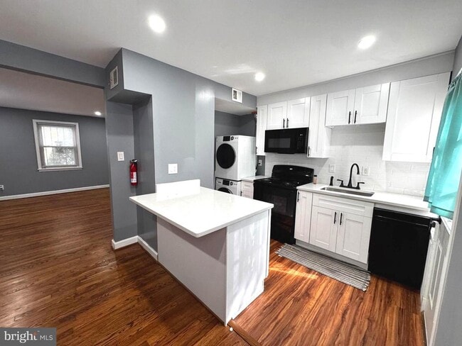 Photo - 3943 Pennsylvania Ave. SE Unit B