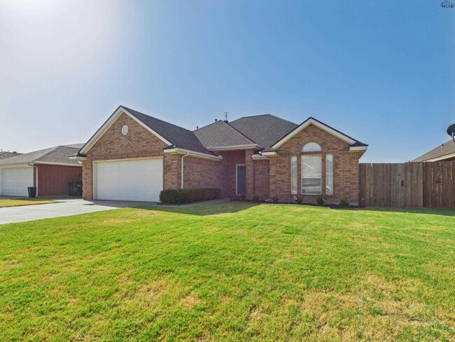 5411 Prairie Lace Ln
