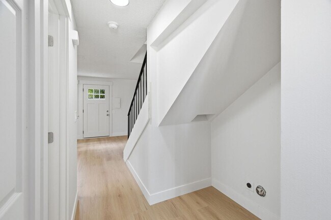 Rolling Hills Townhouses