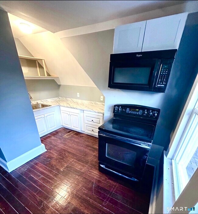 Photo - 12 Fleming St