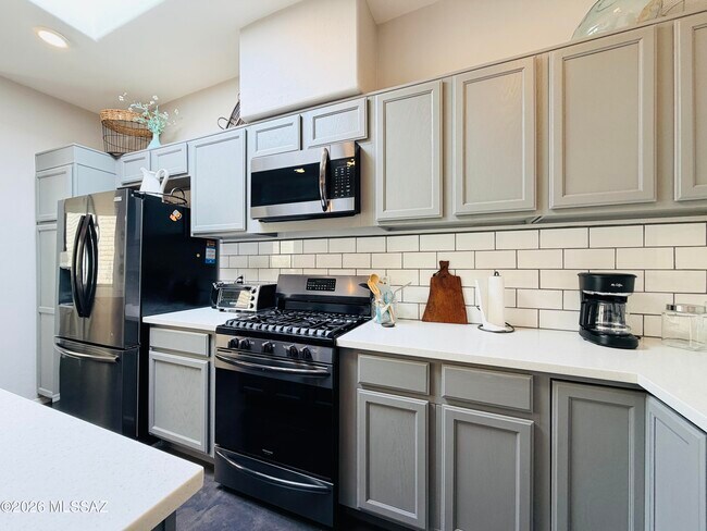 272 E Southern Pines Dr