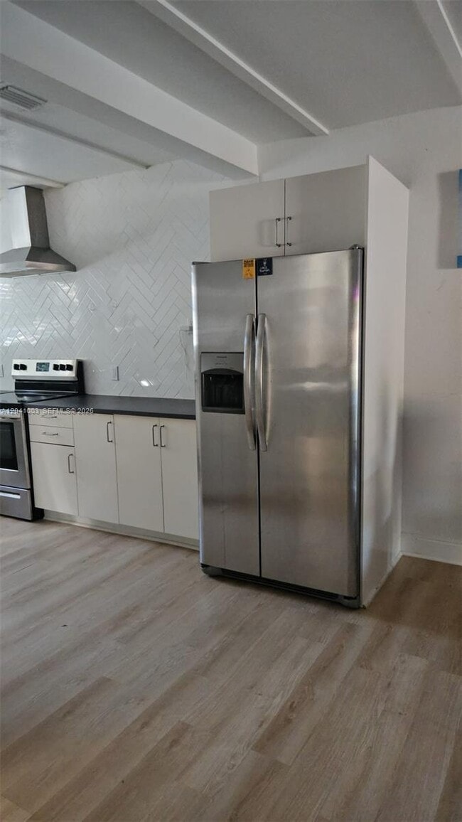 Photo - 570 NW 97th St