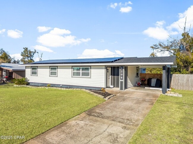 Photo - 1208 Yale Ave