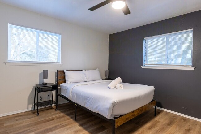 Photo - 3210 Northeast Dr Unit SI ID1385482P