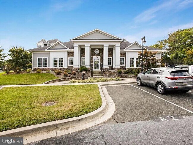 Photo - 1301 Karen Blvd Unit 401