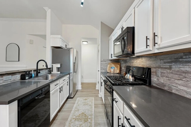 Photo - Room in House on Rosewood Ct