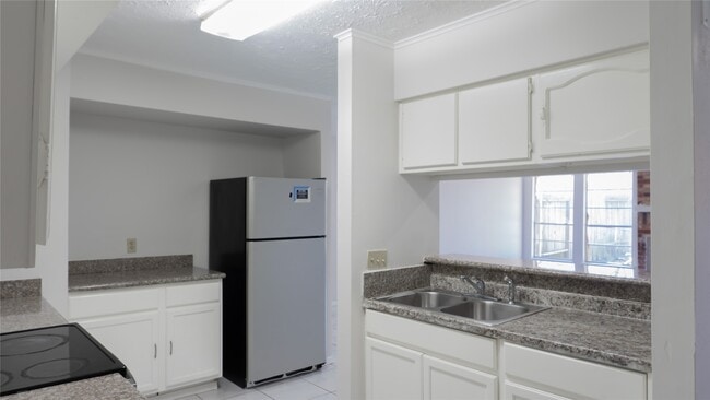 Photo - 9102 Benthos Dr