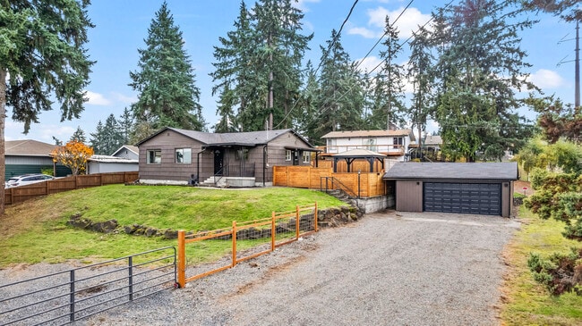 Building Photo - 4520 56th St E