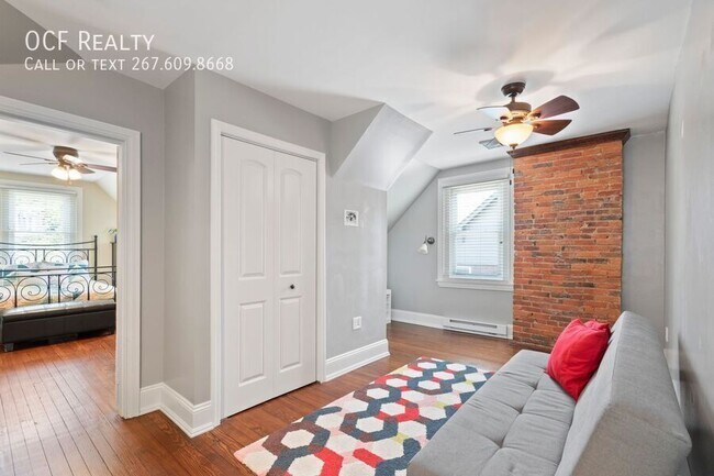 Photo - 104 Rochelle Ave