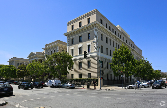 Building Photo - Mercy Family Plaza Rental