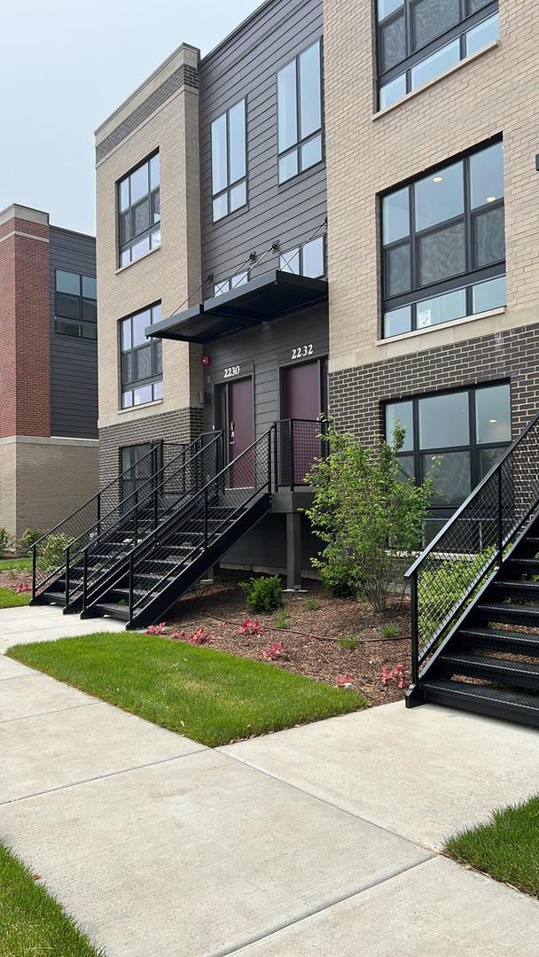 Photo - 2232 Venture Dr Townhome