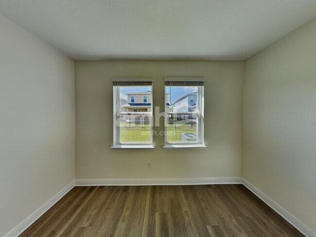 Photo - 5993 Sycamore Pl St