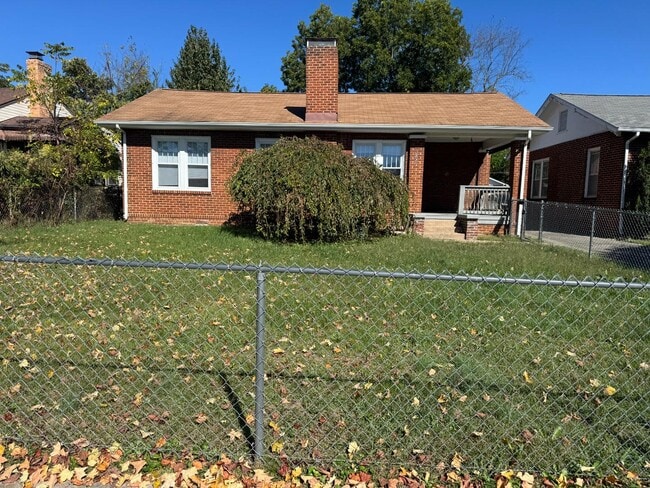 Building Photo - 342 Highland Ave