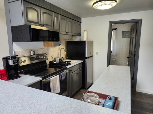 Photo - 44 Parker Island Rd