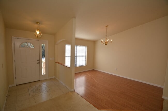 Photo - 31 Port Royal Dr