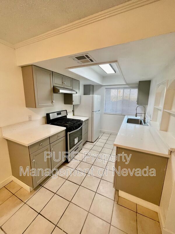 Photo - 1405 E Vegas Valley Dr Condo Unit Bldg 23