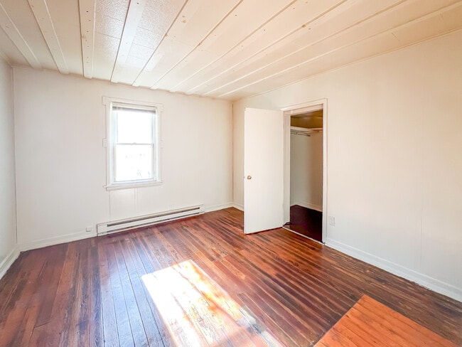 Photo - 2125 Dupuy Rd