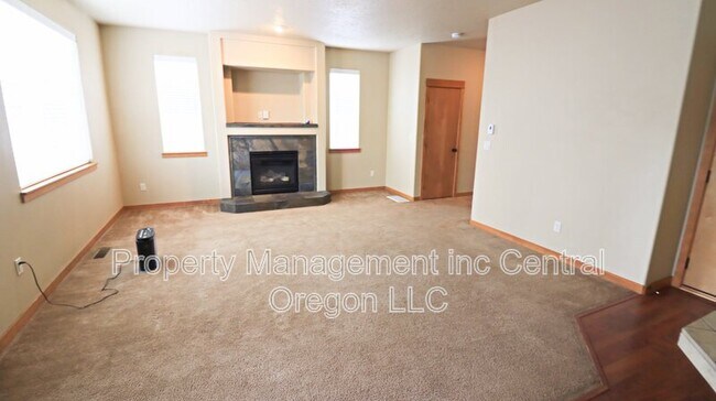 Photo - 20277 Knightsbridge Pl