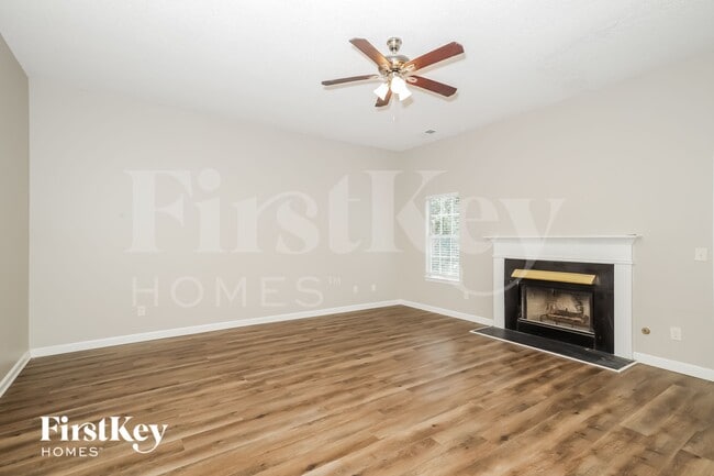 Photo - 848 Asbury Trail