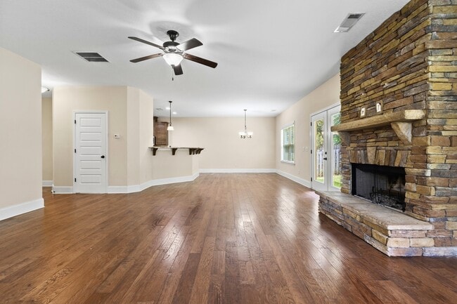 Photo - 1177 Weatherford St