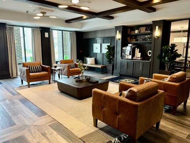 Photo - Avant at Huntington Pointe